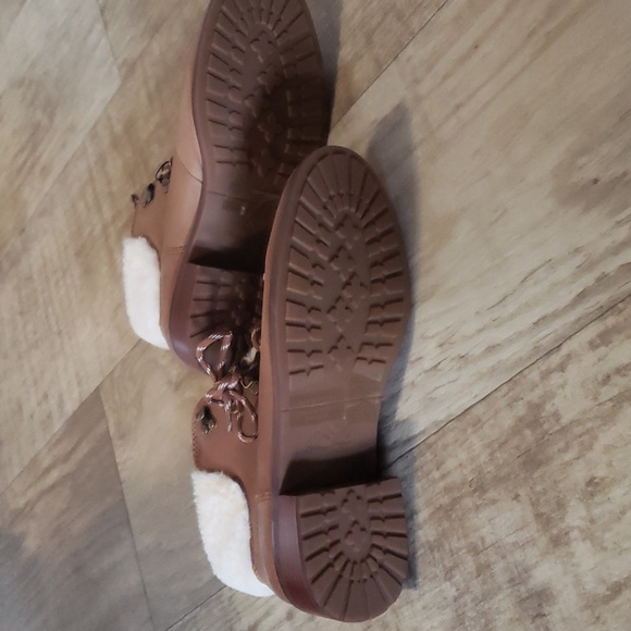 Patricia Nash lace up booties brown with faux white shearling 10M - Picture 4 of 5